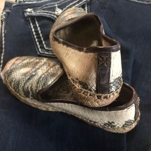 Comfy and Stylish flats